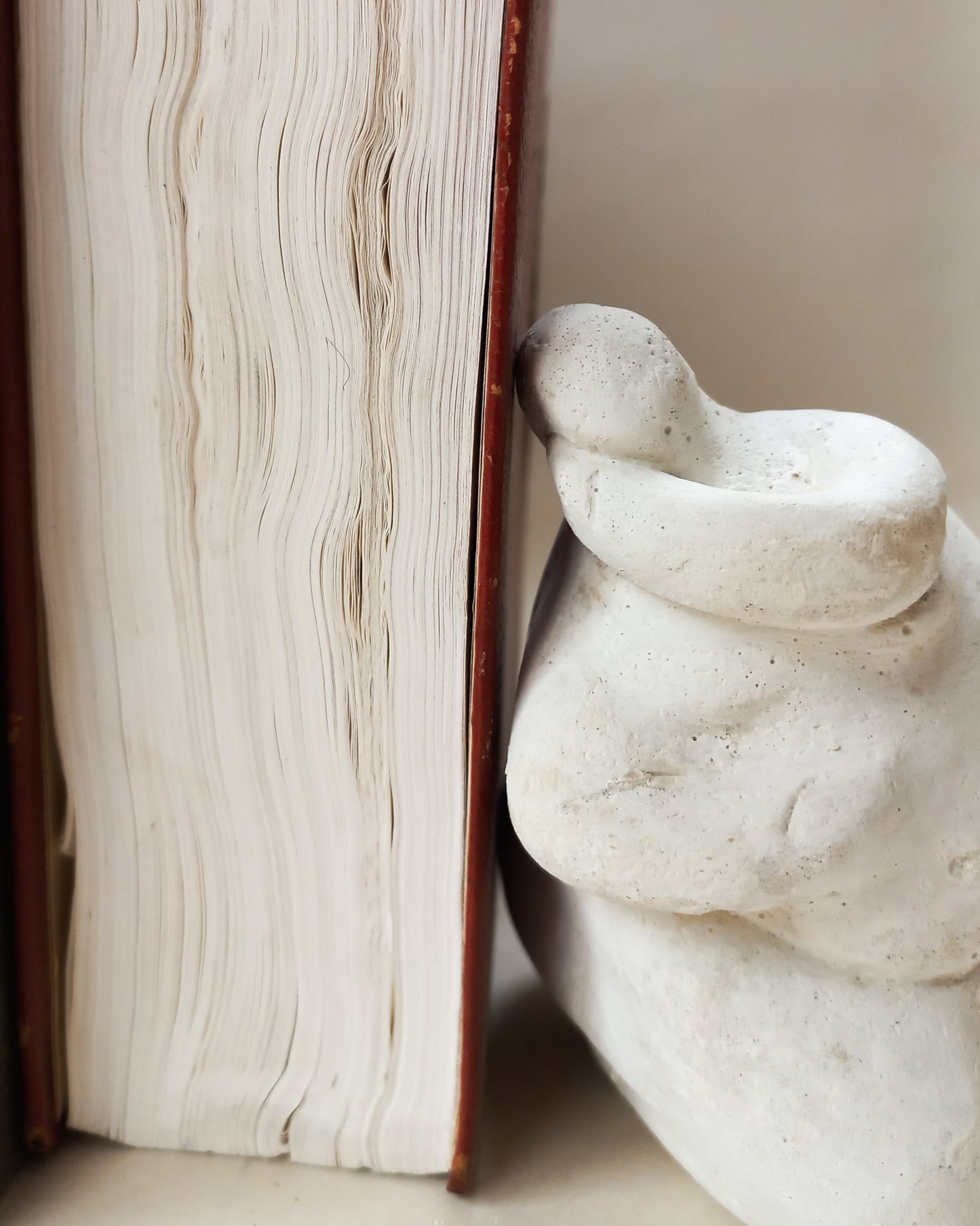 Bookend La Madre